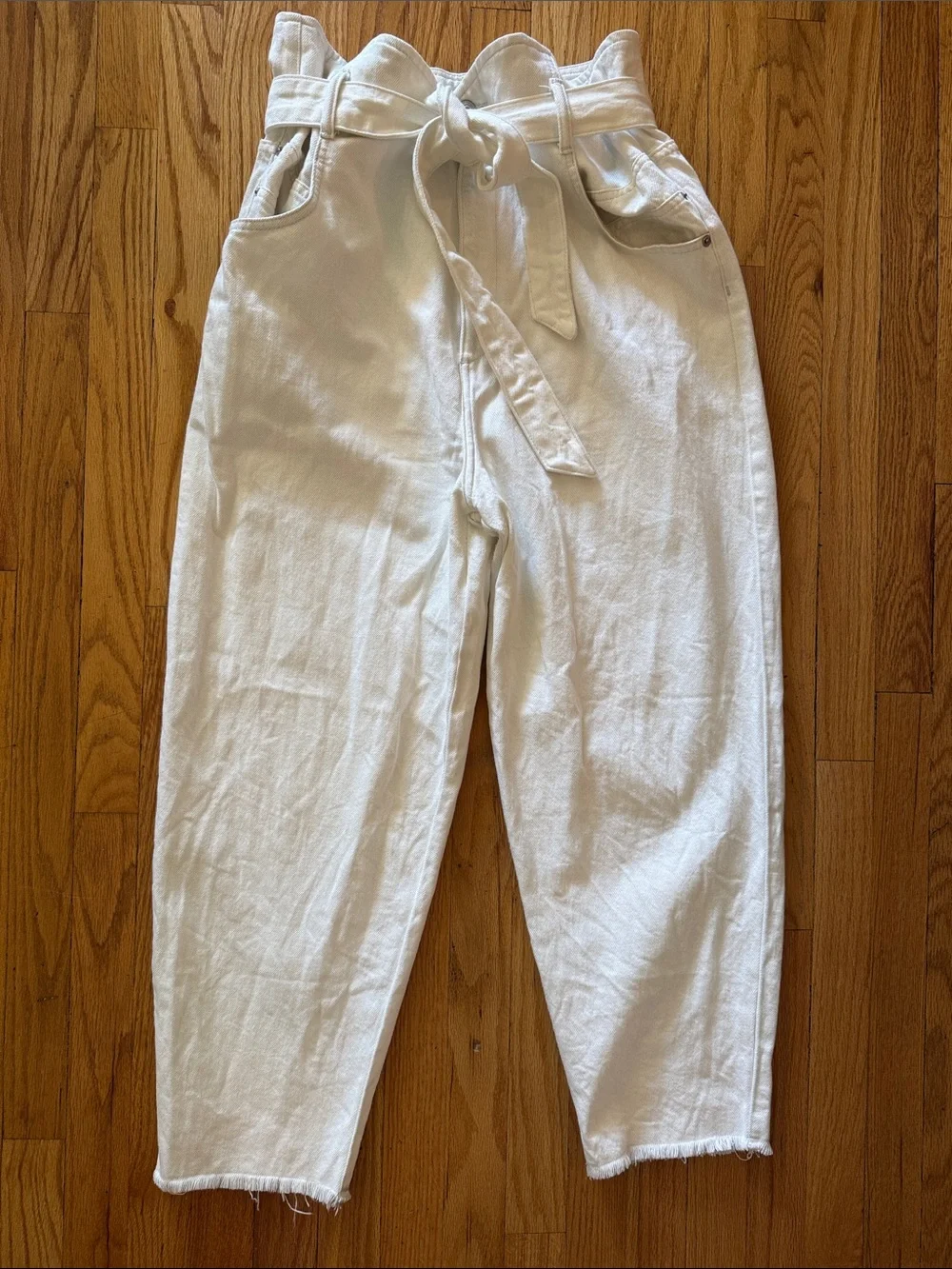 All Saints sz 8 High-Waist Paperbag Tie-Waist Pants Jean— White cinch good cond